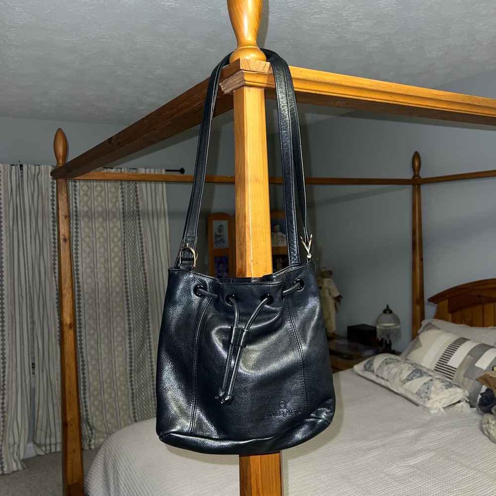 Etienne Aigner Black Leather Shoulder Bag